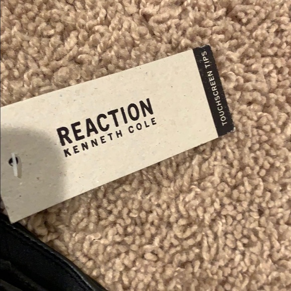 Kenneth Cole - Picture 3 of 4